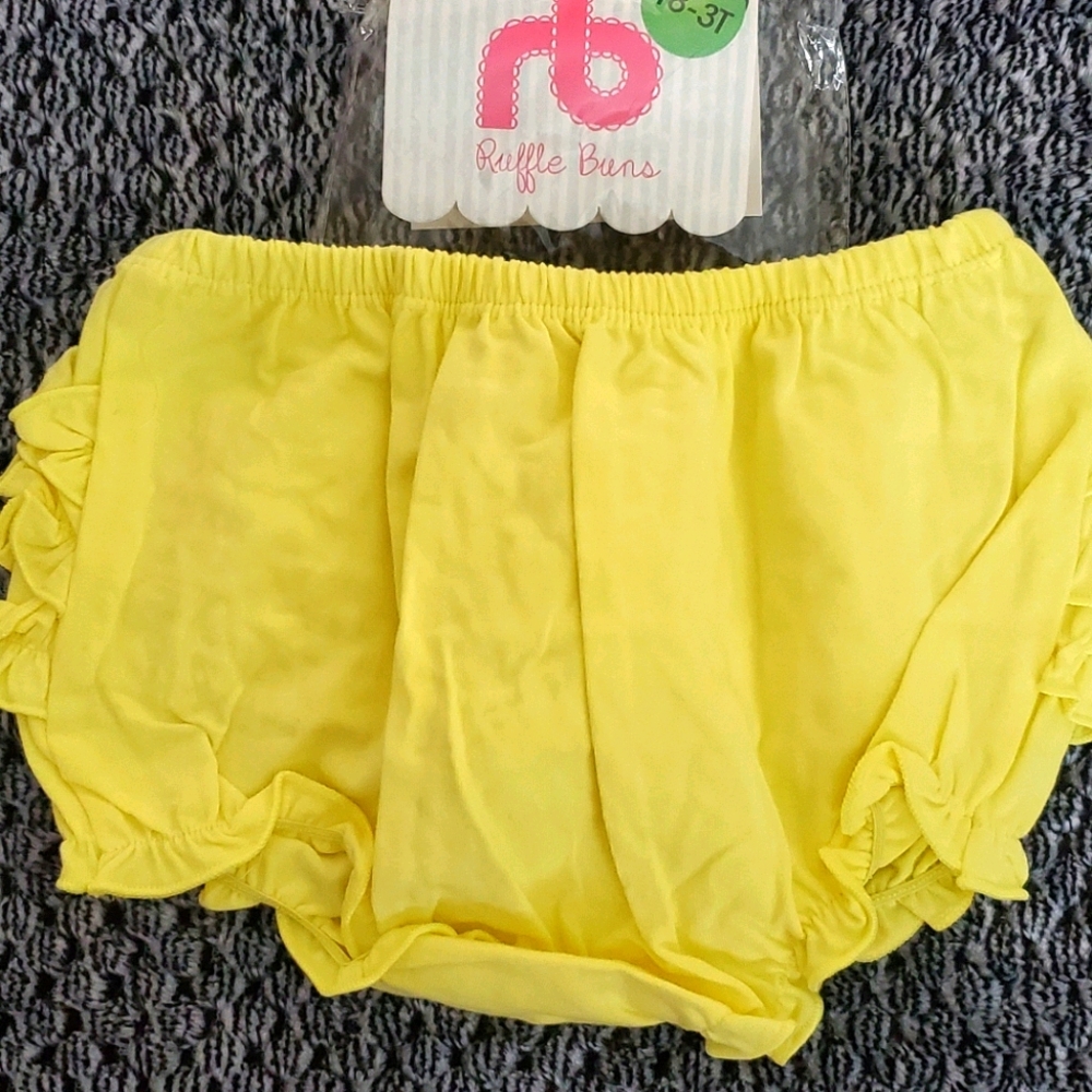 Ruffle Buns - Picture 2 of 2
